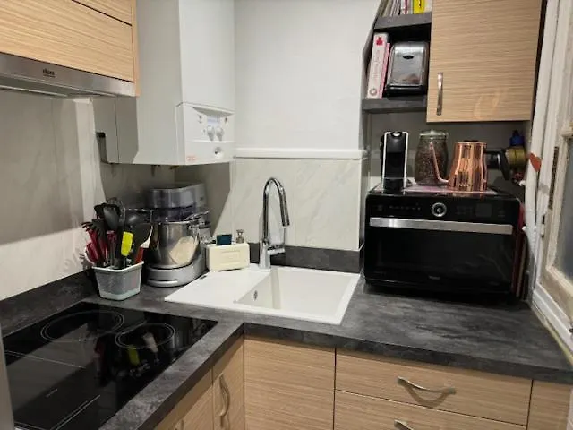 Appartement Haussmannien Lumineux, 2 Chambres. Párizs